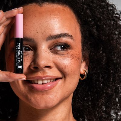 X-tra Strong Hold Brow Gel X-tra Strong Hold Brow Gel